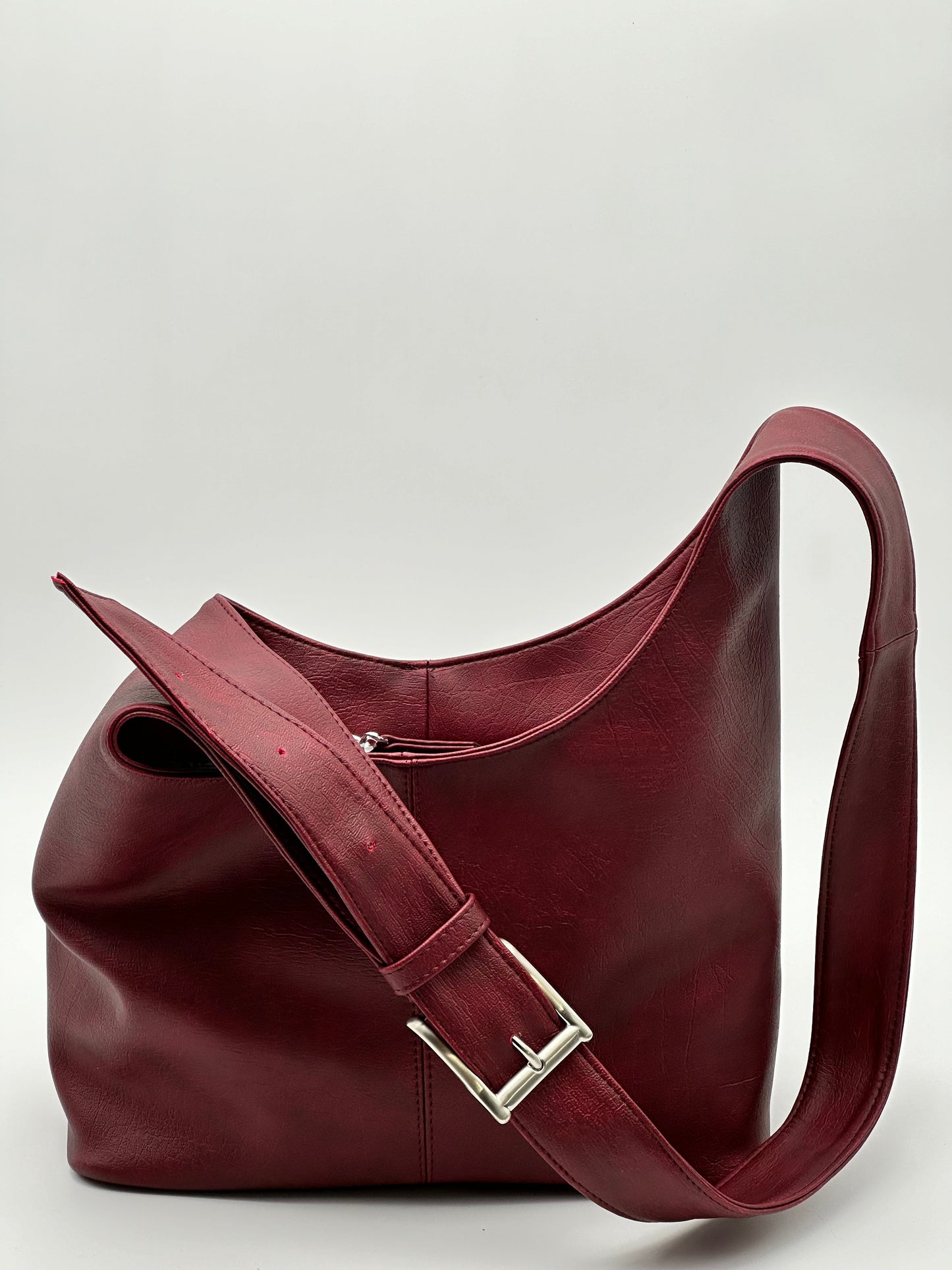 Queen of hearts Crossbody